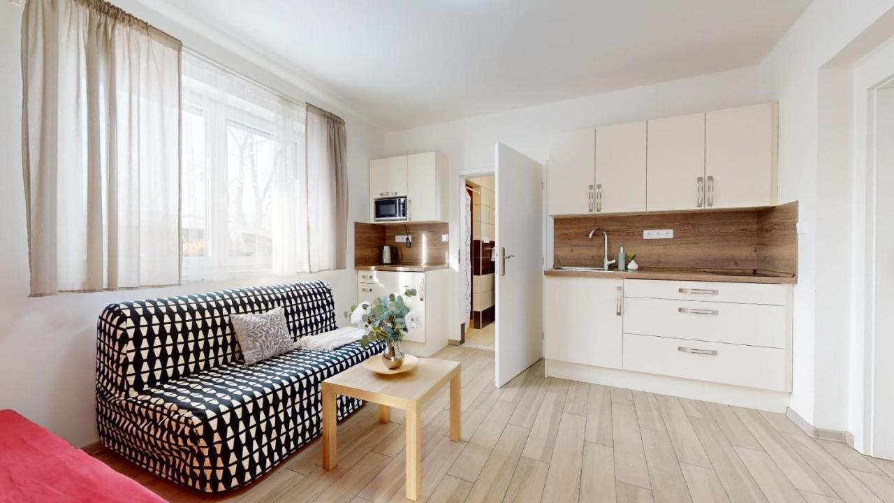 Apartman Dubova Milovice  Zewnętrze zdjęcie