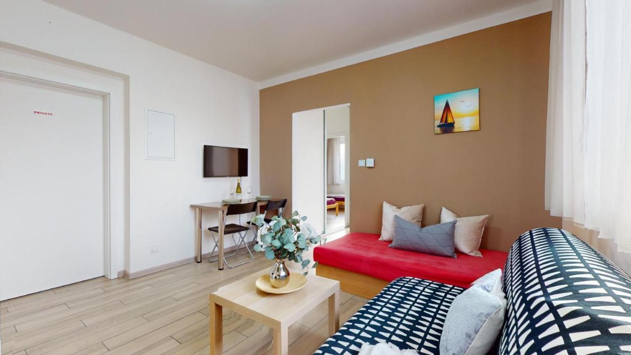 Apartman Dubova Milovice  Zewnętrze zdjęcie